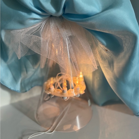 Walt Disney’s Cinderella Light Up Christmas Tree Topper 🎄 - Picture 5 of 12